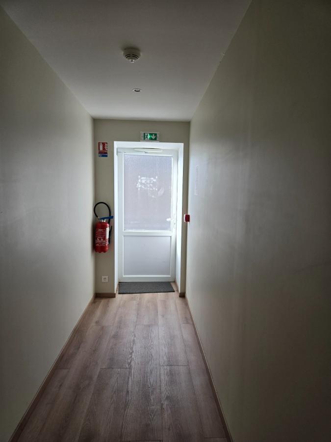 Trois pièces, 2 chambres avec leur salle de bain